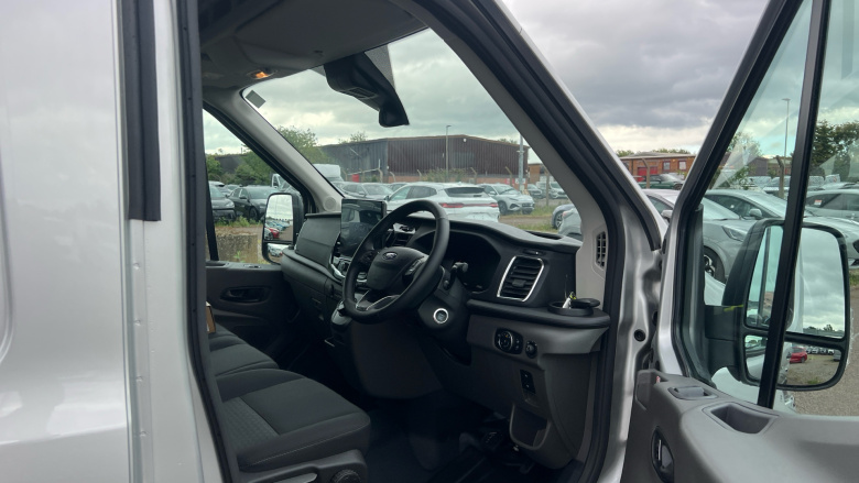 Ford Transit E-350 L3 Rwd 135kW 68kWh H2 Trend Van Auto